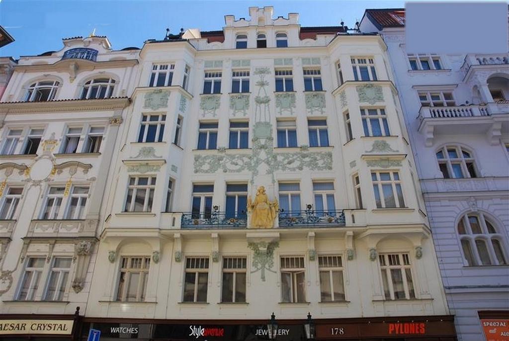 Charles IV Apartments Praha Eksteriør bilde