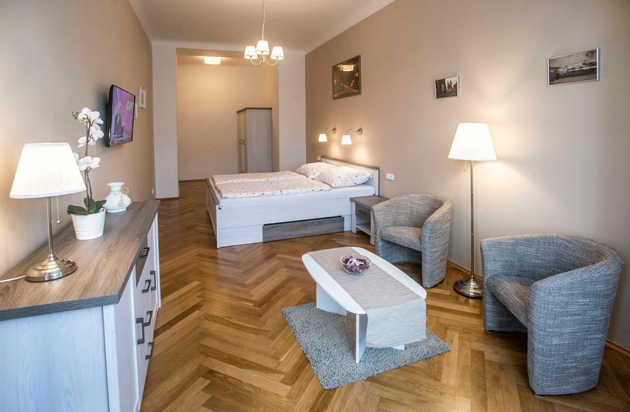 Charles IV Apartments Praha Eksteriør bilde